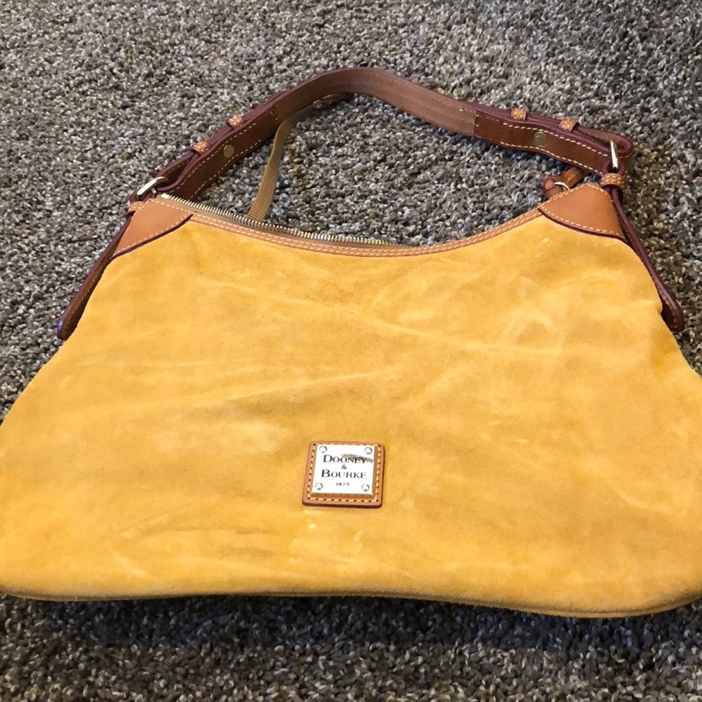 Dooney & Bourke tote ‼️open to offers‼️